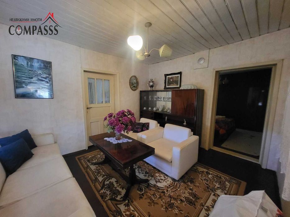 село Змеево, Общ. Балчик, къща с двор – 37000евро!