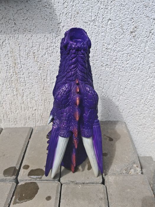 Dragon - figurină decorativă din rășină.