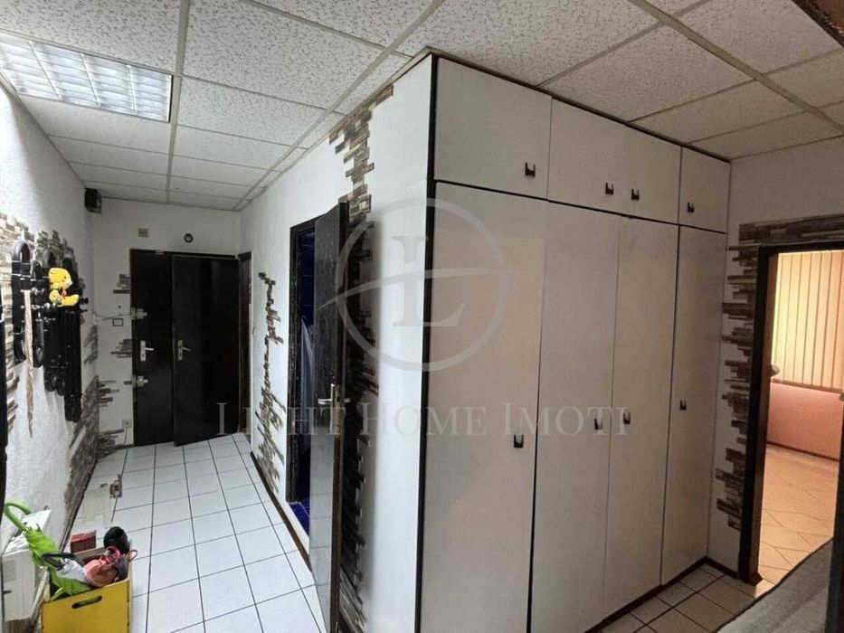 Продава се Тристаен апартамент в Пловдив, Кючук Париж - 96 кв.м за 897 €/кв.м - Снимка #12