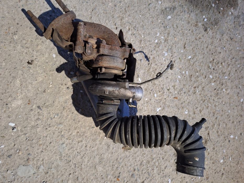 Vând turbo Mitsubishi Pajero