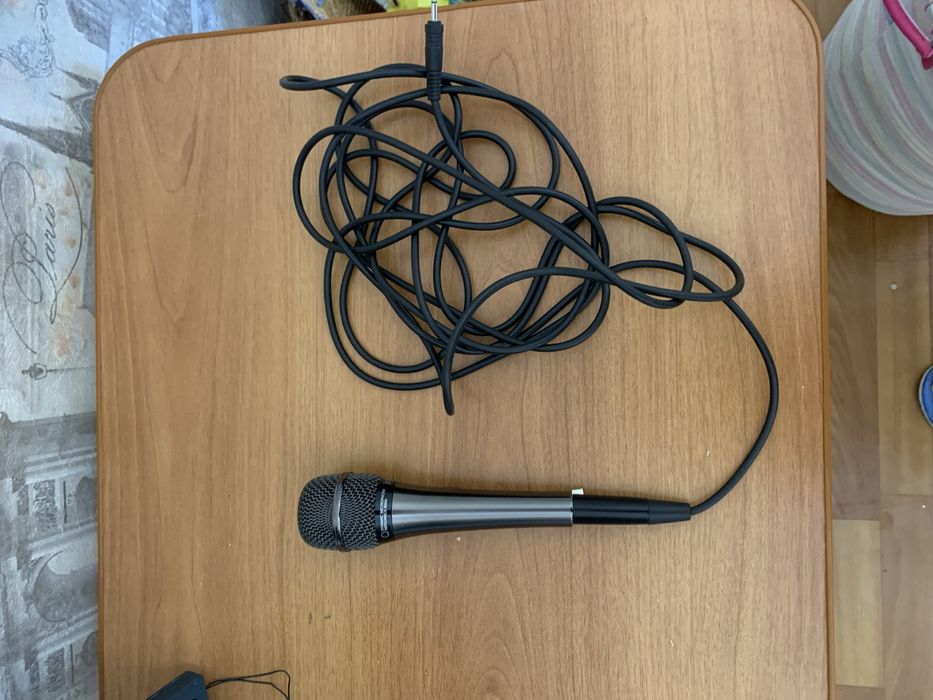 Микрофон LG караоке Профессиональный