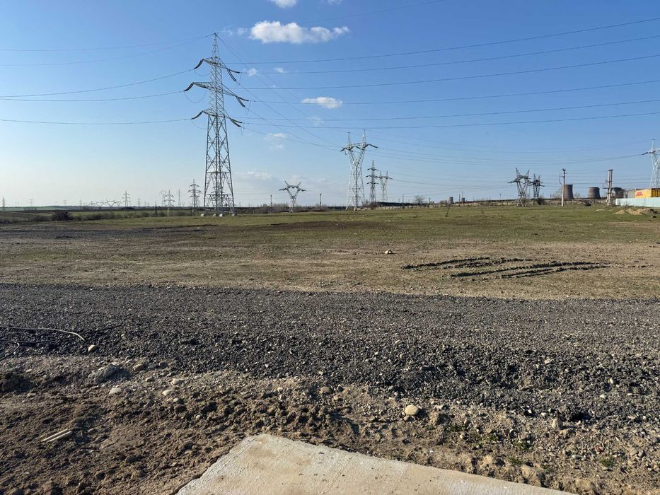 Teren intravilan 6.118 mp - Tirighina, Galați la sesnul giratoriu - Mai multe