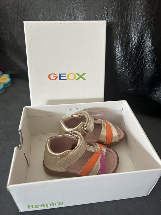 Geox сандали за момиче