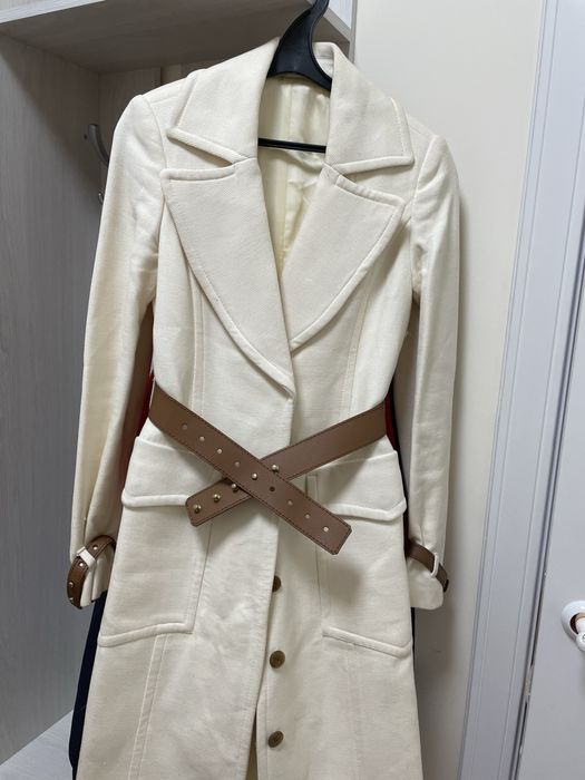 Весенее стильное пальто MANGO XS