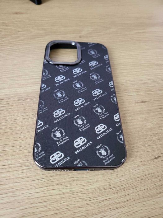 Калъфи за iphone 13 pro max