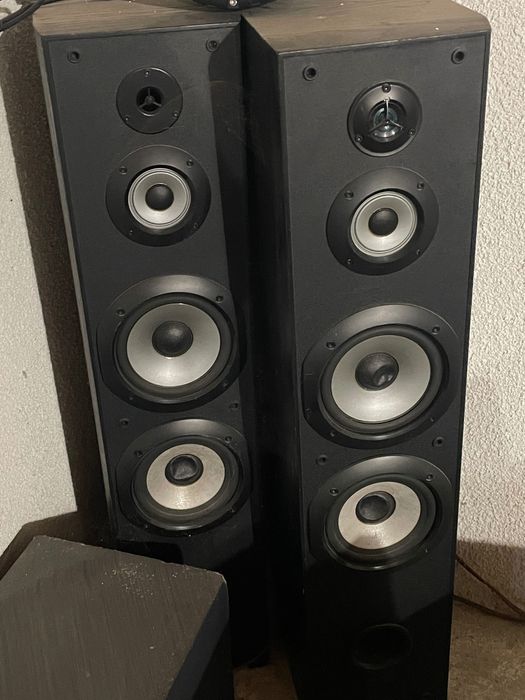 Boxe + stație în stare bună nu sunt pentru pretențioși