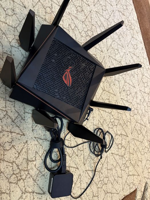 Vand Router ASSUS GT-AC5300,ce functioneaza ireprosabil