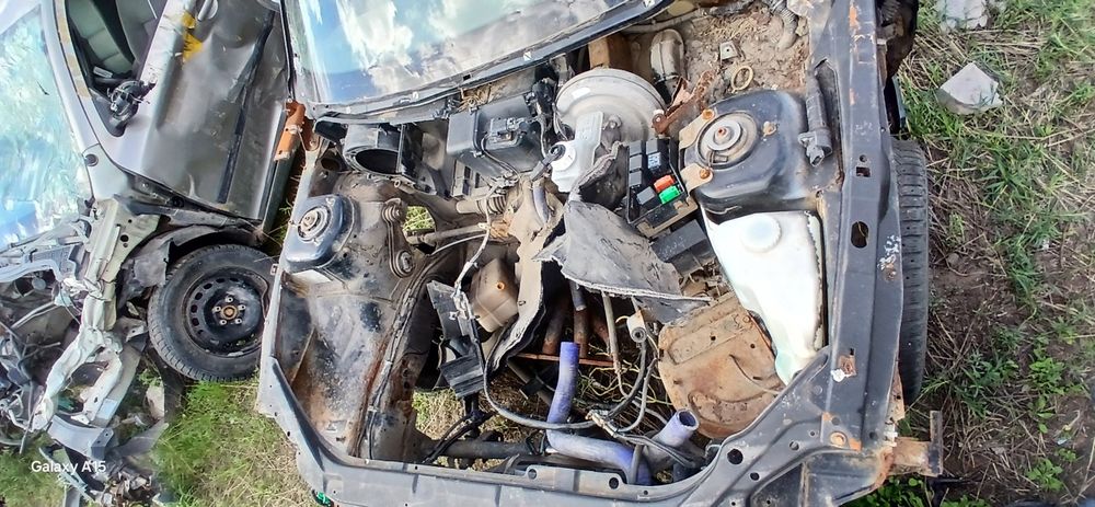 Запчасти на приору лада приора по запчастям lada priora