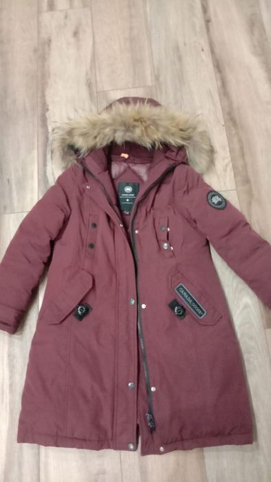 Поодам куртк для девочки