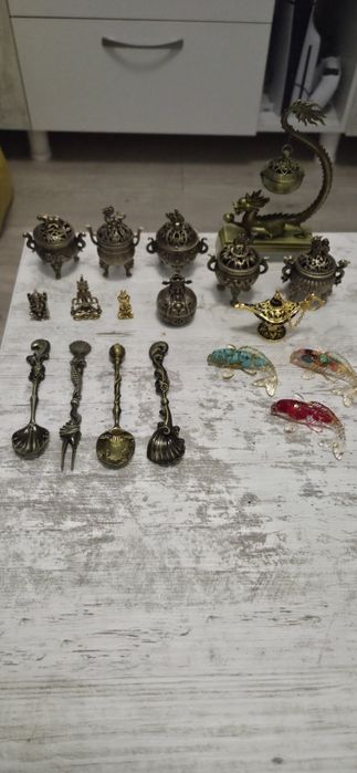 Vand obiecte asiatice bronz,stampe,diorame ,figurine feng shui. 8 poze
