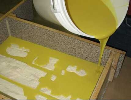 Течен двукомпонентен полиуретан за форми на плочки бетон 10 кг