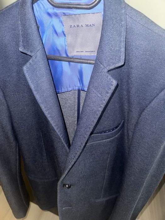 Vând Sacouri Zara stare buna