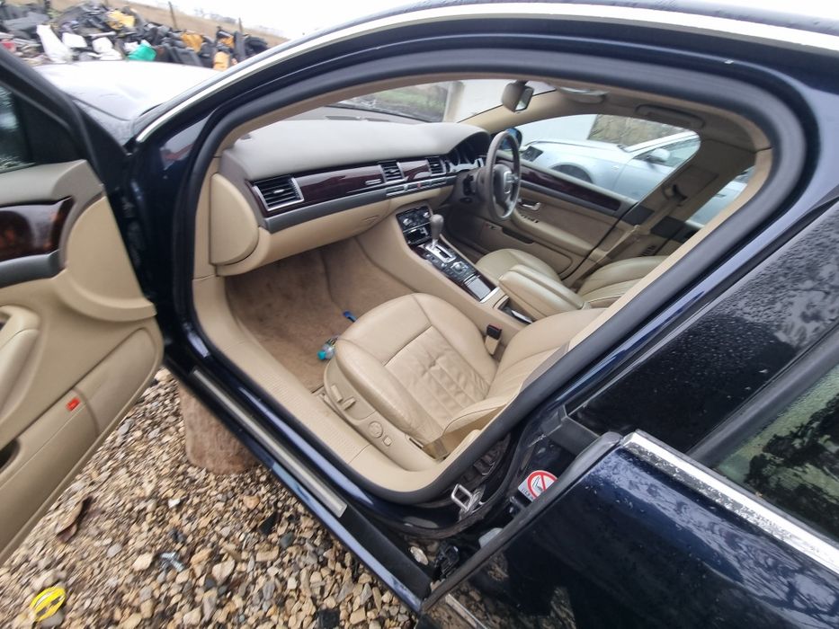 Седалки и салон за Ауди А8 Д3 2006 г