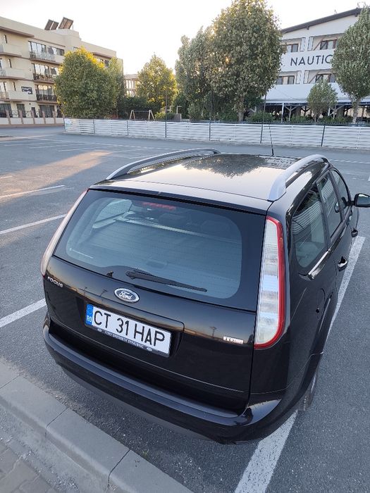 FORD Focus 2010 — imagine 4