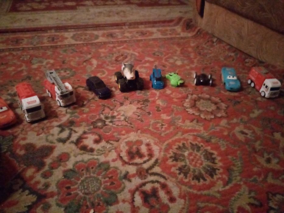 Игрушки качиствиные