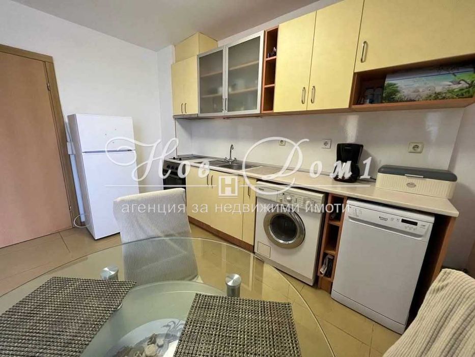 Продава се Двустаен апартамент в к.к. Св.Св. Константин и Елена - 75 кв.м за 1019 €/кв.м - Снимка #3
