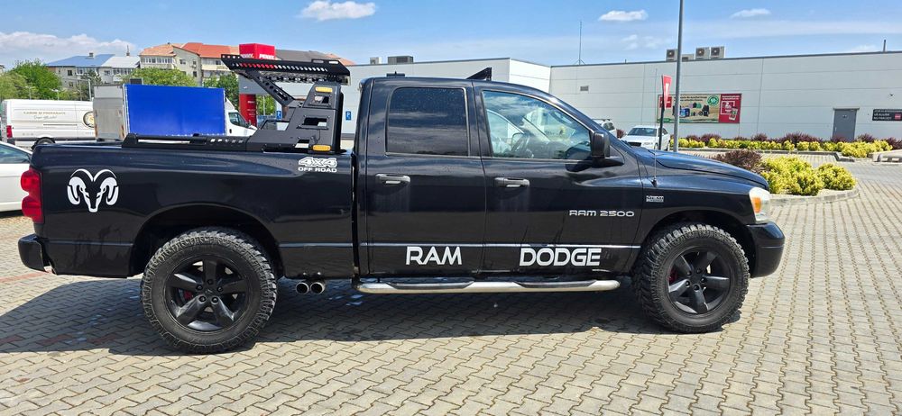 DODGE RAM 2500 5.7i+GPL Autoutilitara Posibilitate Rate Variante