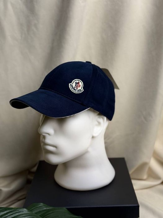 Мужская кепка с логотипом Moncler