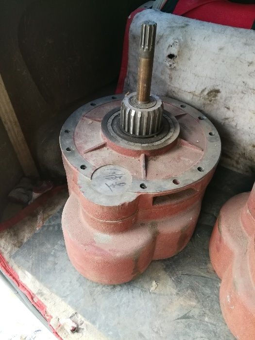 редуктор новый для тельфер 5-10 тонник