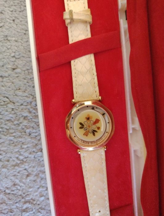 Ceas  Laura Biagiotti Women's Quartz Watch with Natural Flower Petals Vintage