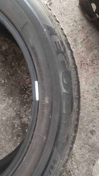 BRIDGESTONE 235/55  R 20