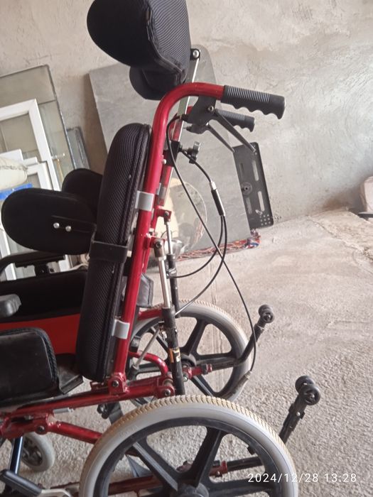 продаю коляску в хорошем состояний