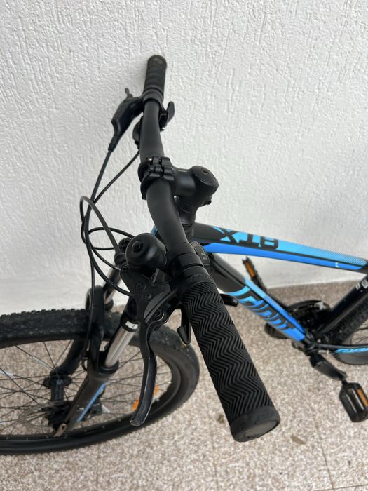 Bicicleta Giant 27.5 Frane Hidraulice