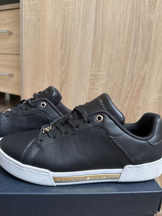 Черни маратонки tommy hilfiger