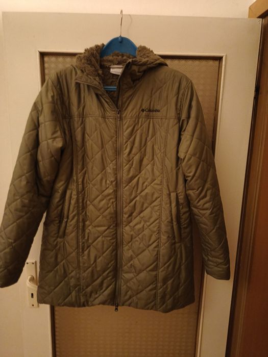 Топло зимно дамско яке.