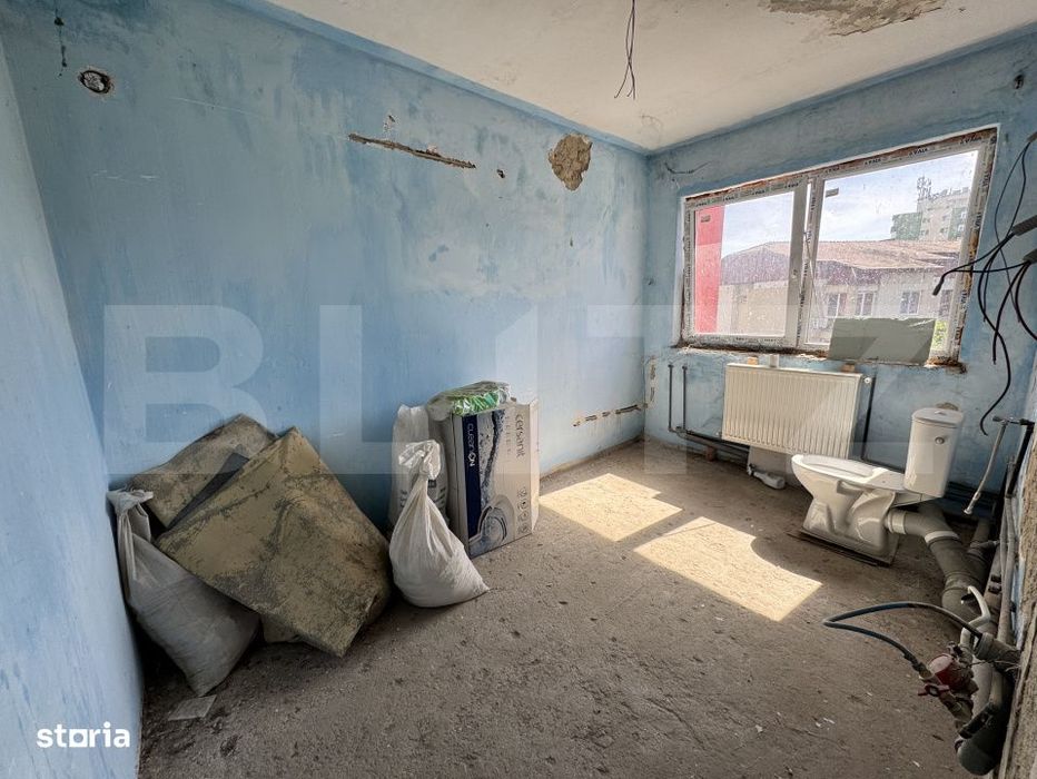 Apartament de vanzare- zona Sfanta Vineri