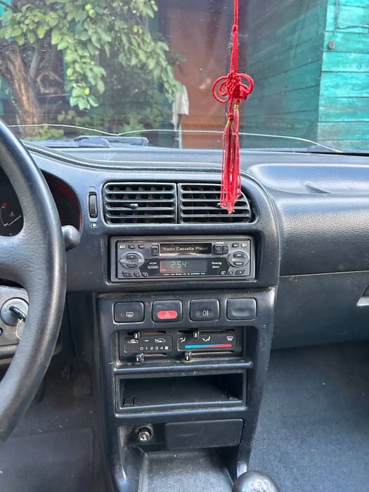 Nissan sunny n14