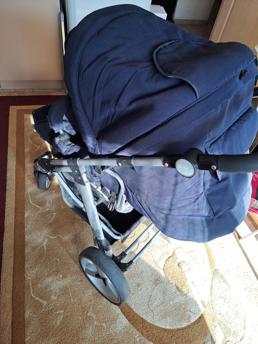 Продаётся коляска зима лето