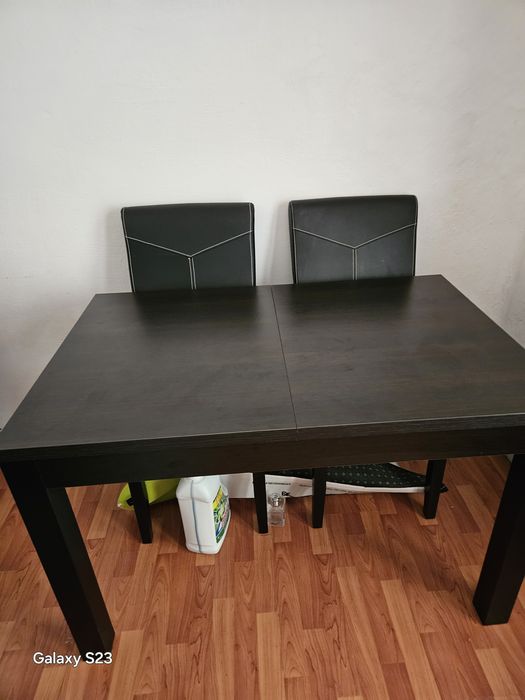 Masă venghe + 4 scaune