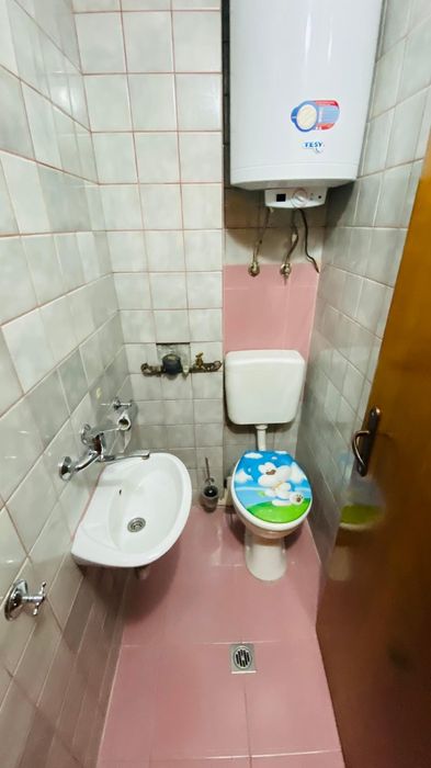 Дава се под наем Тристаен апартамент в Бургас, Възраждане - 87 кв.м за 510 € - Снимка #6