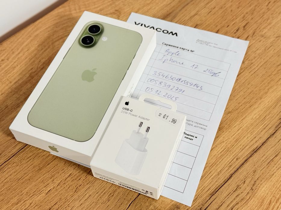 iPhone 17 чисто нов запечатан гаранция Виваком!!!