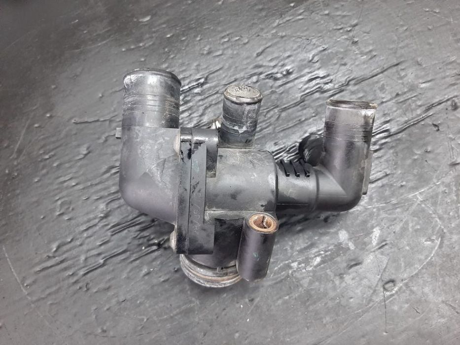 carcasa termostat  ford transit 363  2.2 tdci cyf5 euro 5 bk2q-8594-aa