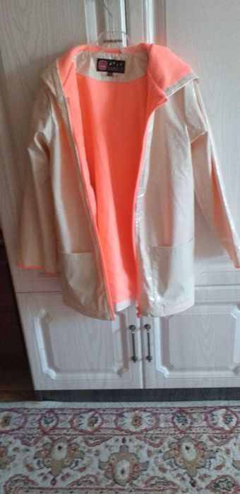 Продам красивый пр-во Польша дождевик для девочки, цена 5000тенге