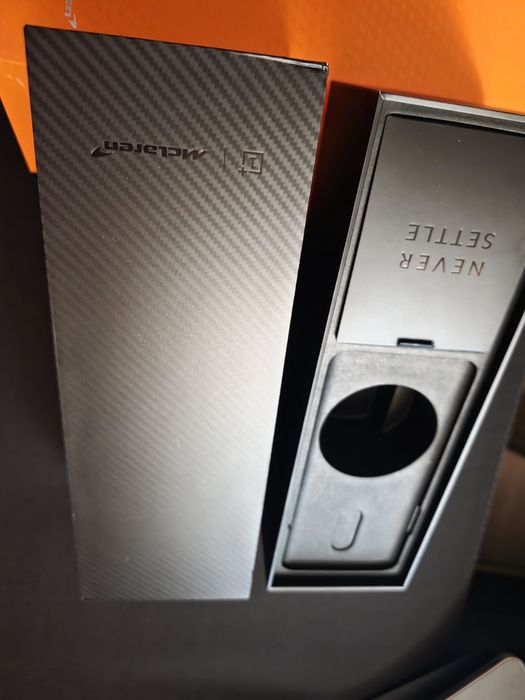 OnePlus 7T Pro 5G McLaren Edition