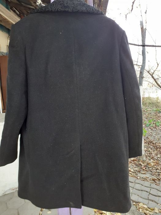 Пальто мужское продаю