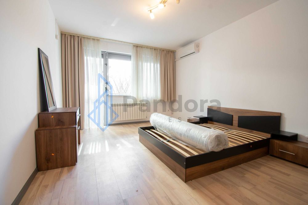 Четиристаен апартамент в кв. Лозенец