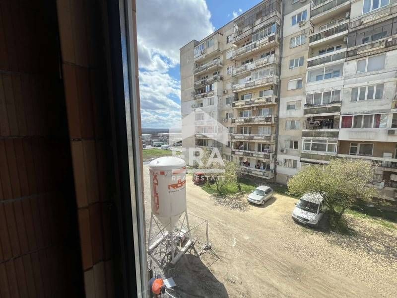 Двустаен ексклузивен апарамент за продажба, в новострояща се сграда, ж