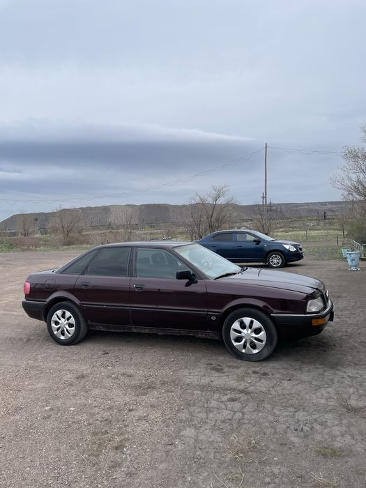 Продам Ауди 80 б4