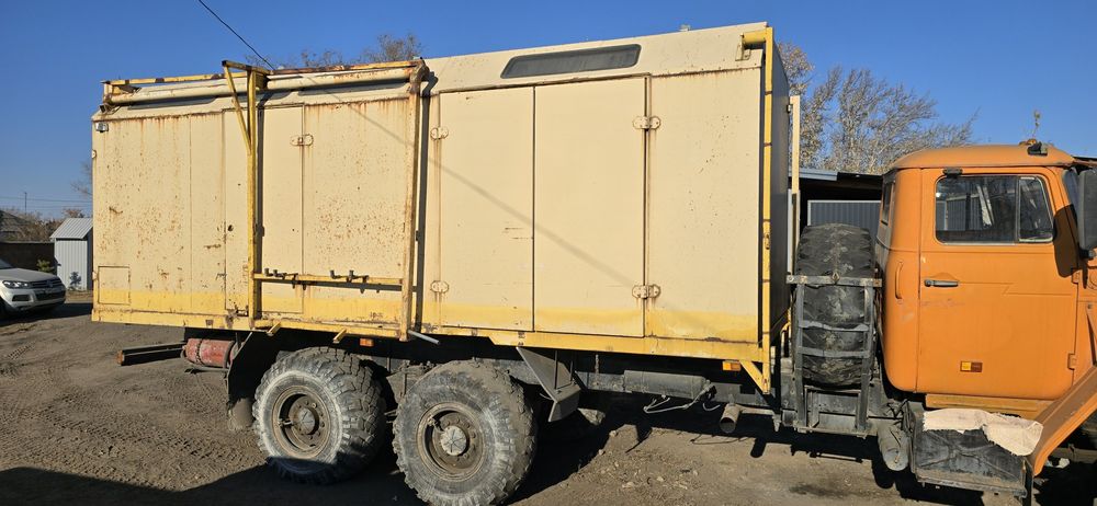 Продам кунг с Урала