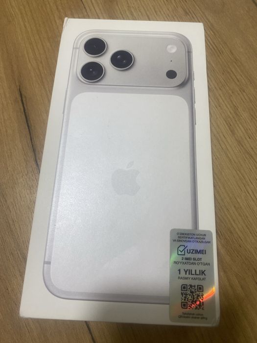 iPhone 17 pro max Silver 256