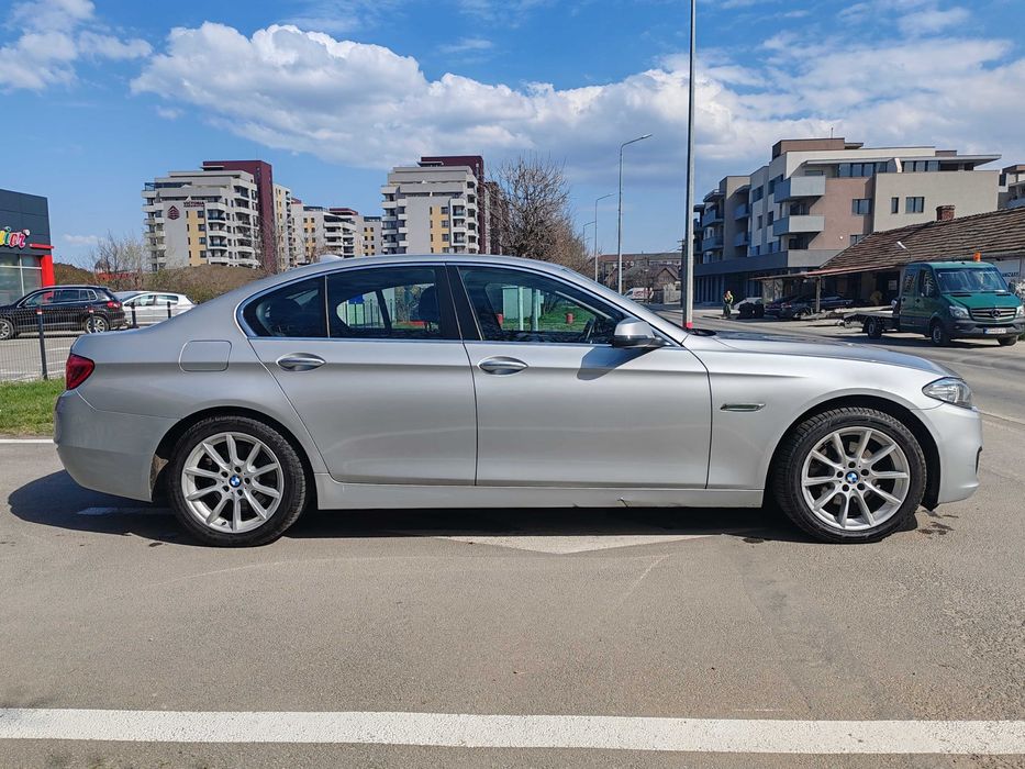 Ocazie 10800e fix Bmw 520D facelift 2.0d 190cp x-drive E6 navi camera