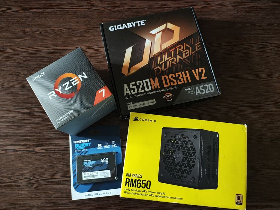 Calculator gaming Ryzen 7 3800x-16GB DDR4-Radeon VII 16GB-SSD480