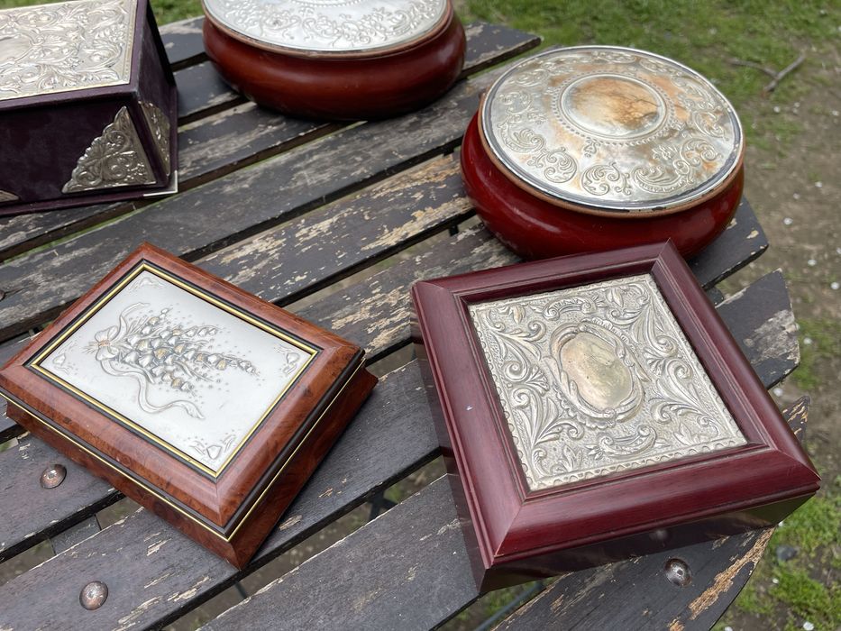 Casete de bijuterii din mahon si argint 925