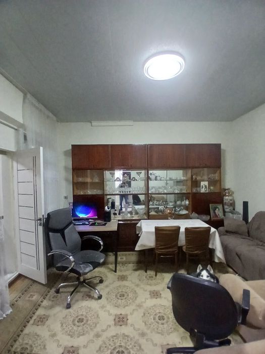 Продаётся 2-х комнатная