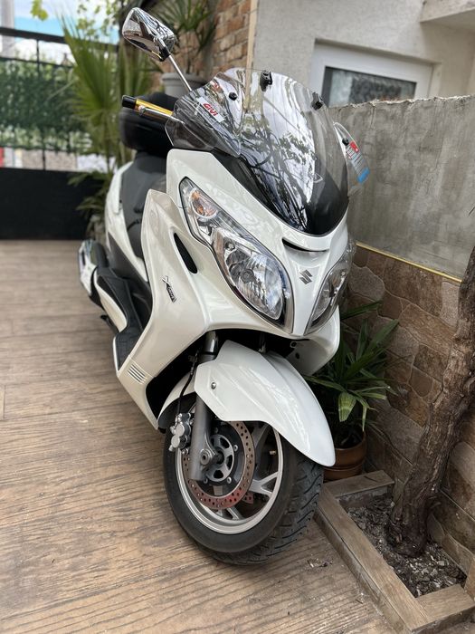 Suzuki Burgman 400