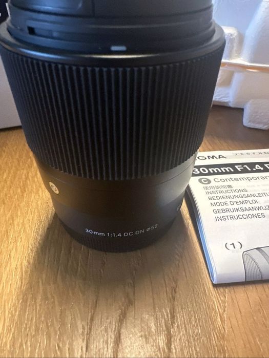 Sigma 30mm F1.4 DC DN Contemporary Sony E-mount  / Перфектно състояние!